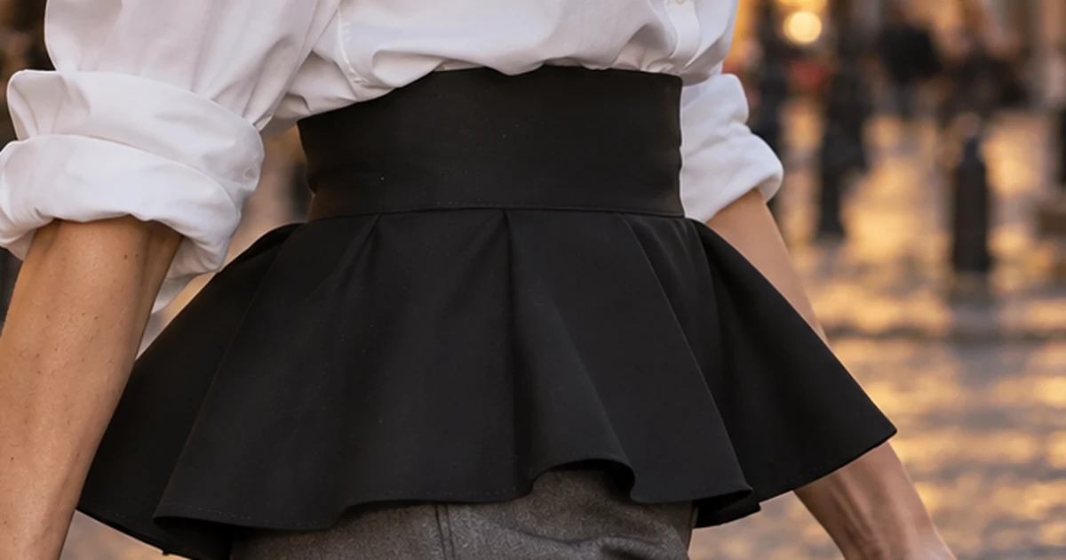 С чем носить баску: 4 слоя под съёмный пояс и низ к нему